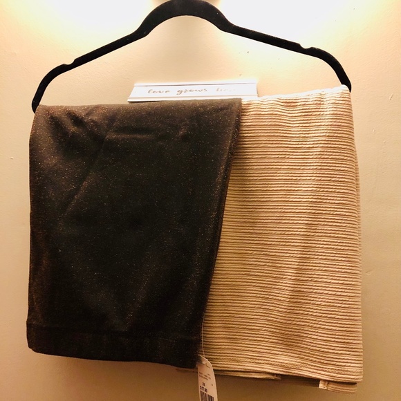 Two Pack A - Line Skirts / Forever 21 PLUS 3X - Picture 1 of 1